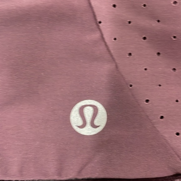 Lululemon Medium/High Impact Sports Bra 💪🏻 - Picture 4 of 5